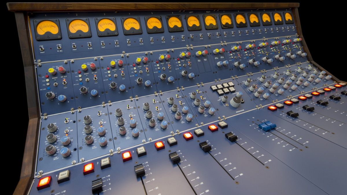 KRAESSEMASCHINE :: FRONTAL